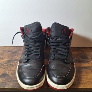 Nike Air Jordan 1 Retro Mid Black Red White Bred Sz 12 Men's 554724-028